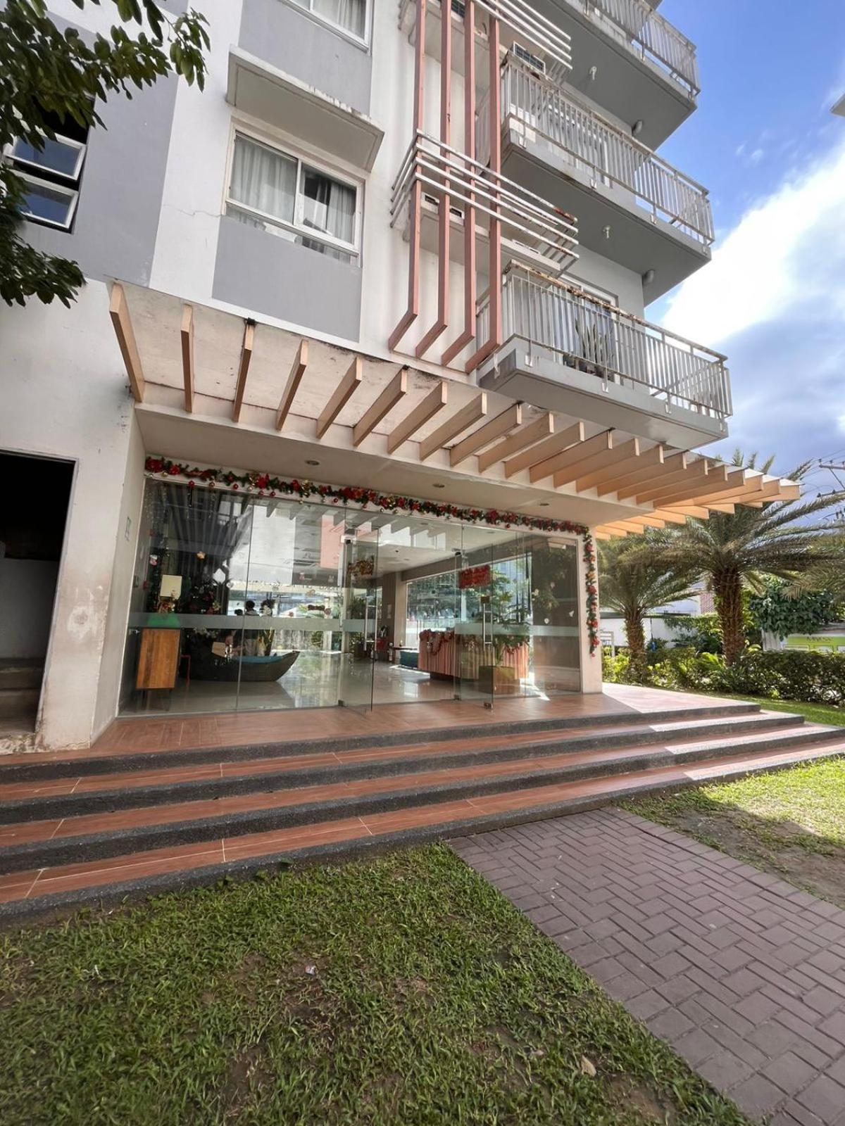 Aparthotel Summum Bonum Bliss - Lahug Cebu Zewnętrze zdjęcie